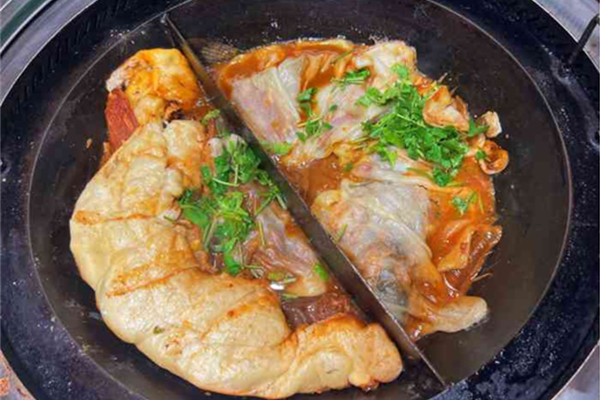 咱妈烀饼铁锅炖