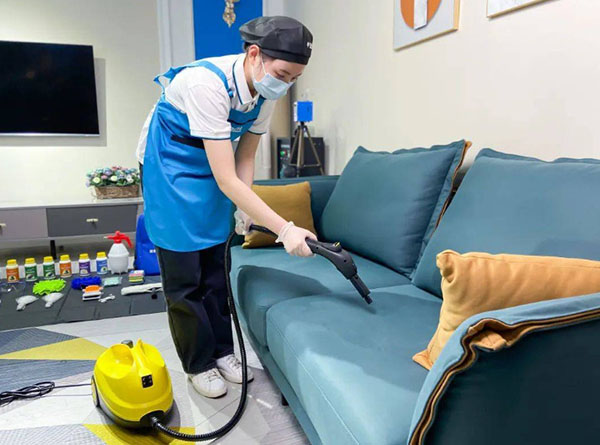 金蓝领家政加盟费是多少？金蓝领家政电话是多少？