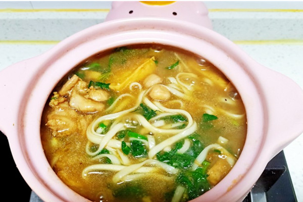 黏糊糊东北砂锅面加盟费