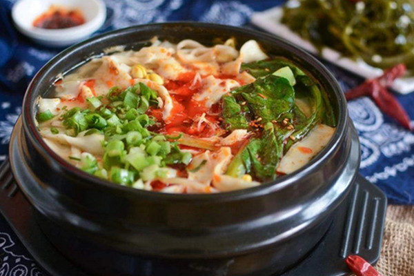 黏糊糊东北砂锅面加盟费