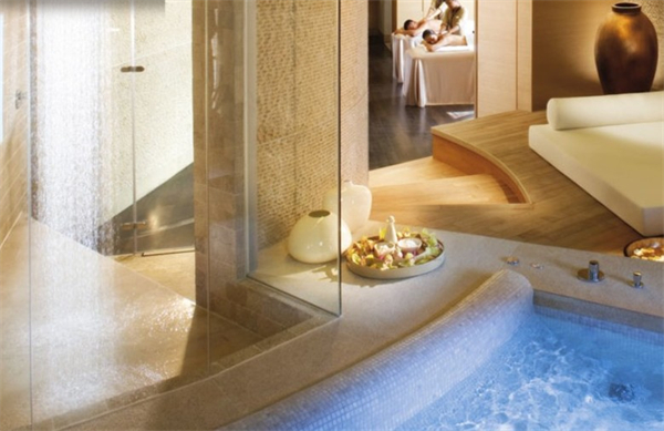 女人养生馆加盟