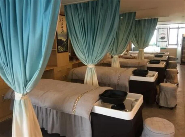 女人养生馆加盟