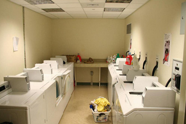 多美依干洗店加盟费