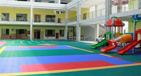 飞行幼儿园加盟