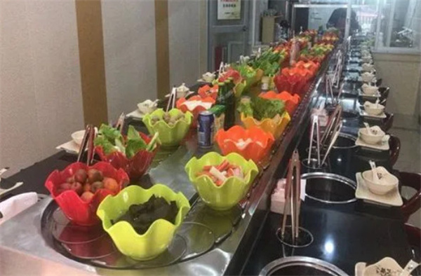 旋转小火锅连锁店加盟费