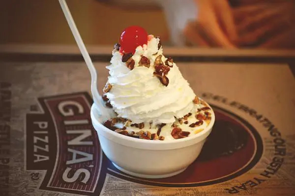 冒烟冰激凌连锁加盟