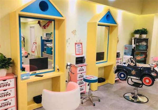 儿童理发店加盟