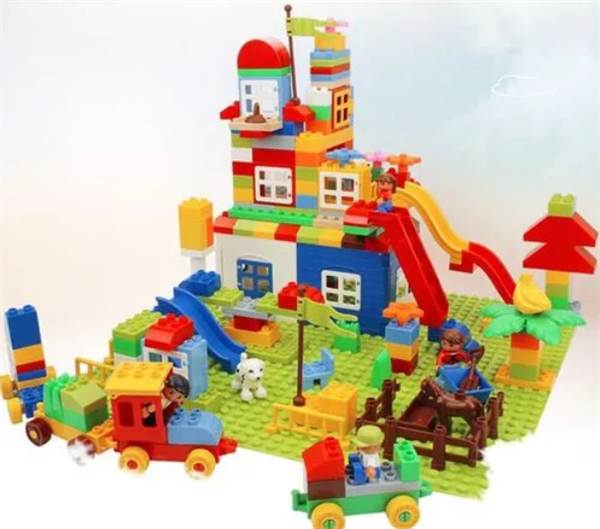 乐高玩具店加盟