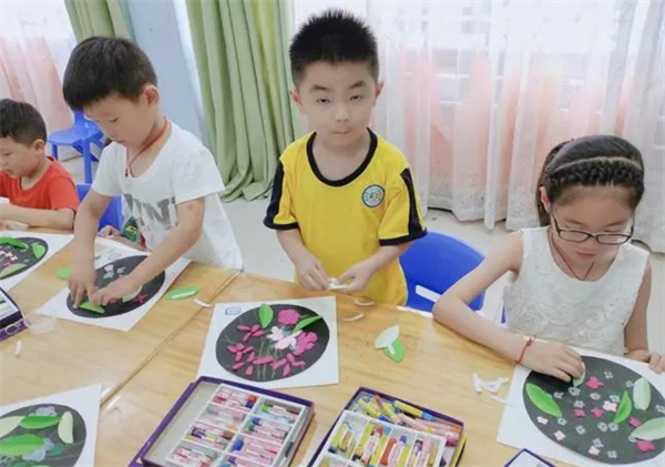 儿童绘画班加盟