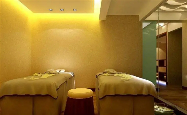 雅芳美容院加盟