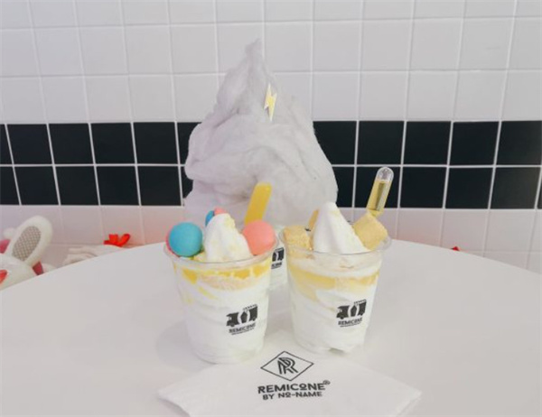 魔法冰淇淋店加盟费多少钱