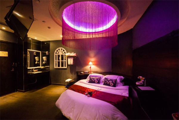 情侣主题宾馆加盟