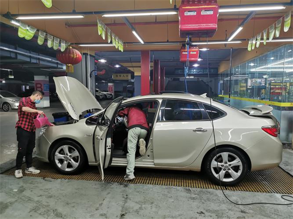 车洁士汽车美容加盟