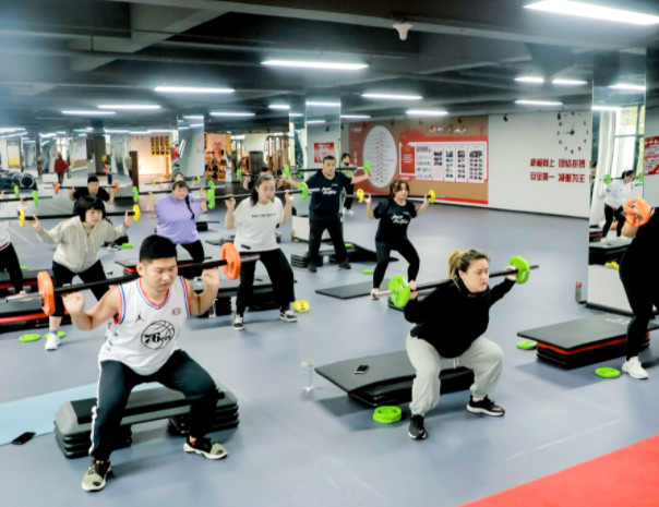 封闭式减肥训练营加盟