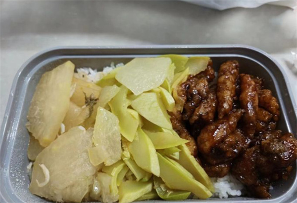 饭香老饭盒加盟费
