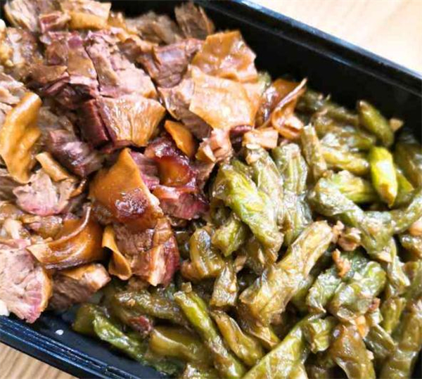 东北老饭盒加盟费