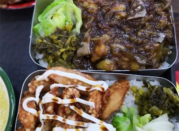 东北老饭盒加盟费