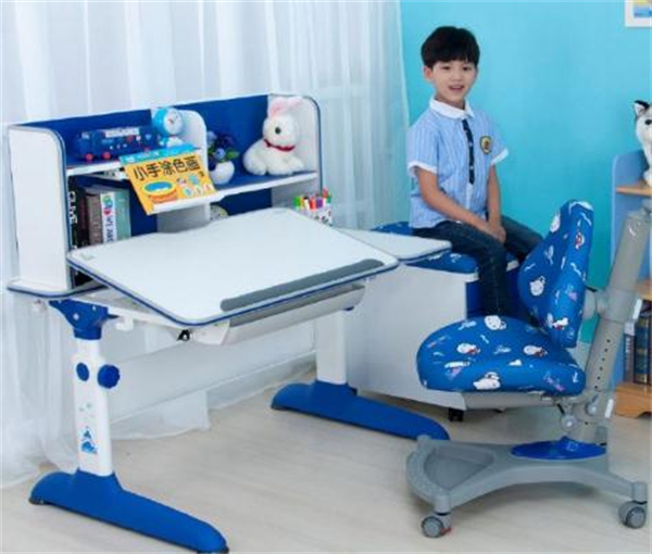 生活诚品学习家具加盟费