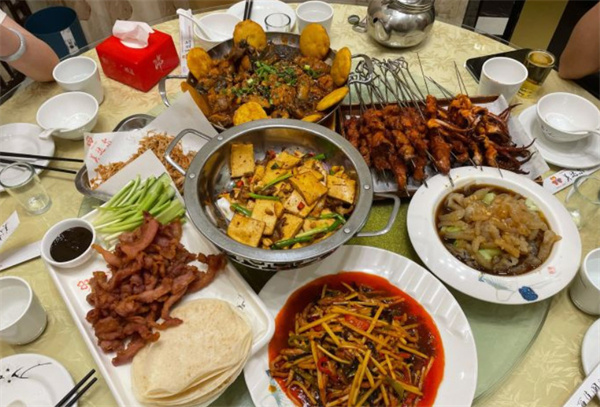 美达尔烤肉加盟