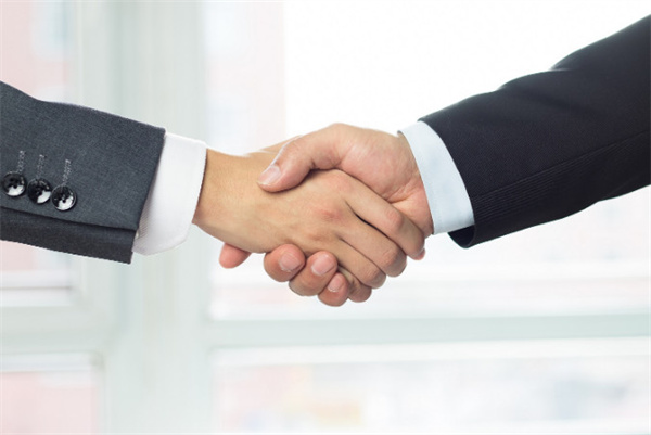 泊来鲜火爆ZFE连锁加盟展