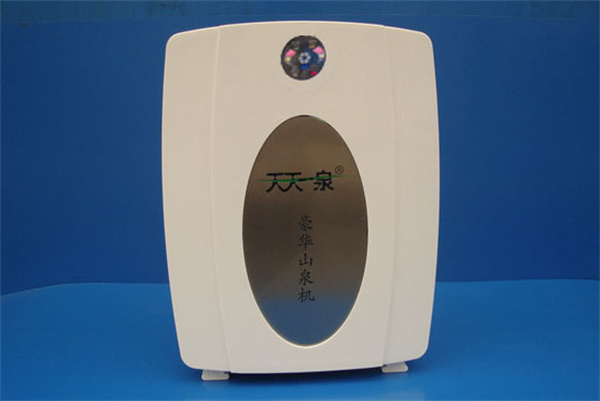 天天一泉纯水机