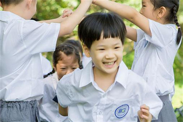 傲蕾国际教育加盟费