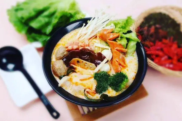 麻辣烫小吃店加盟