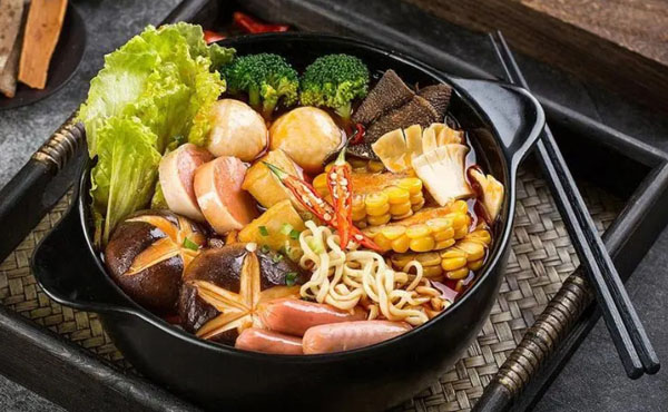 麻辣烫小吃店加盟