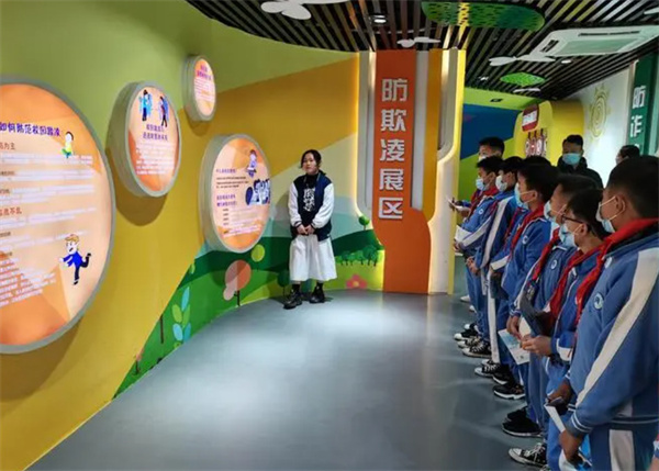 青少年教育机构加盟