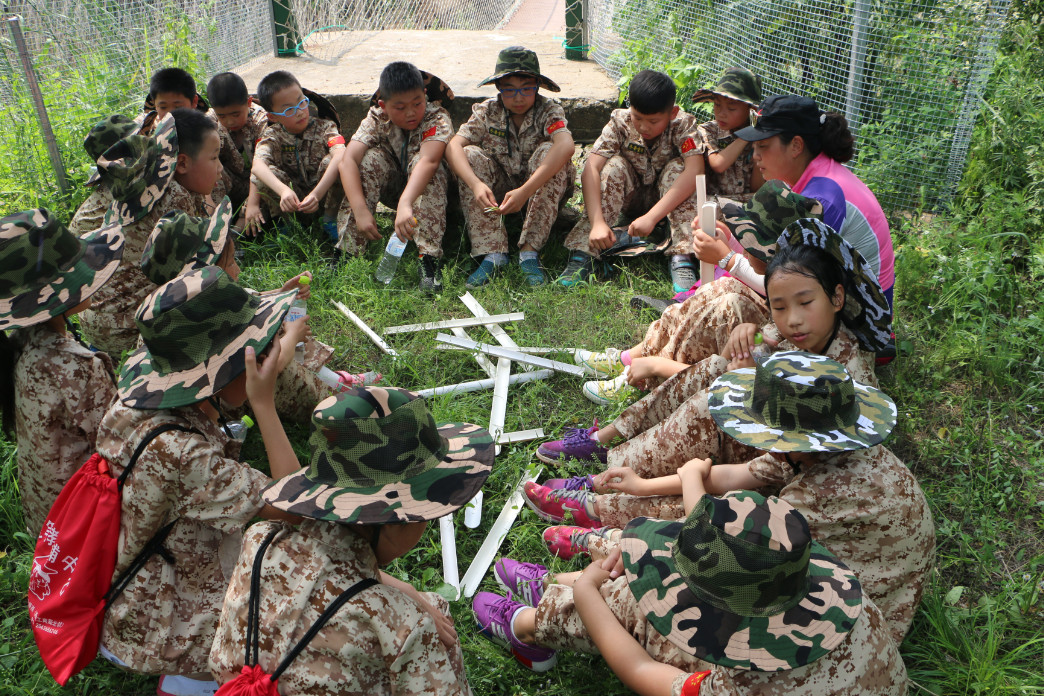 青少年拓展训练营加盟