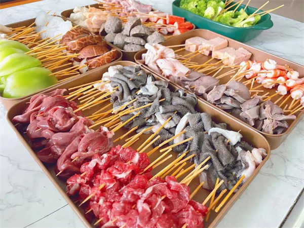 自助串串香加盟