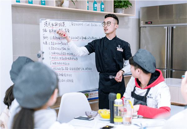 熳点烘焙培训加盟