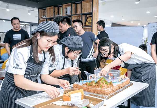 熳点烘焙培训加盟