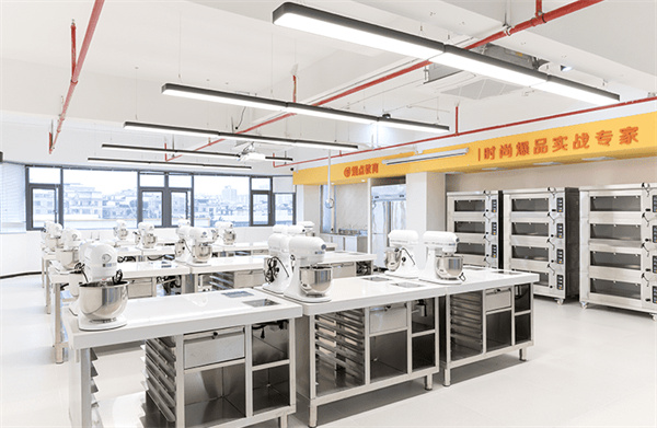 熳点烘焙培训加盟