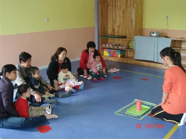 亲子教育机构加盟