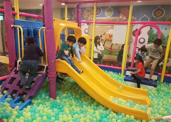 亲子幼儿游乐园加盟