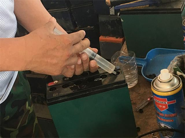 旧电瓶修复加盟