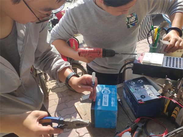 旧电瓶修复加盟