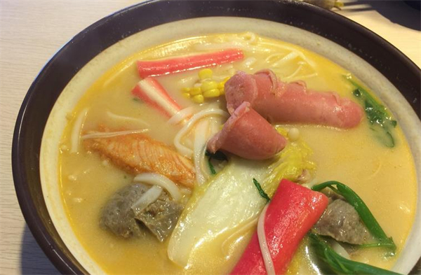 小型麻辣烫店加盟