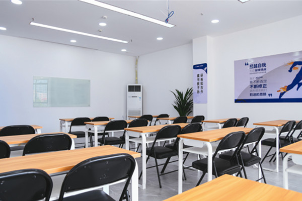 青少年教育培训加盟