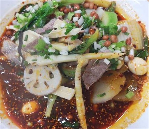 英晨冒菜麻辣烫加盟