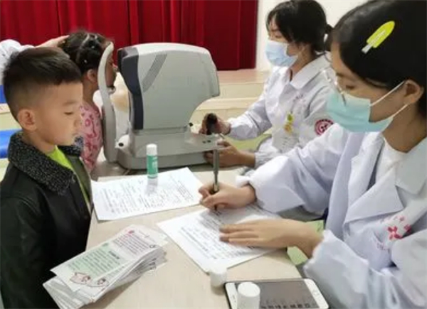 矫正近视眼加盟费