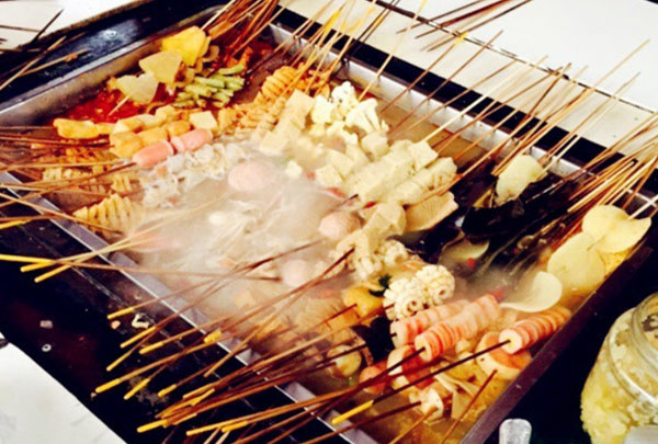 自助式串串香加盟