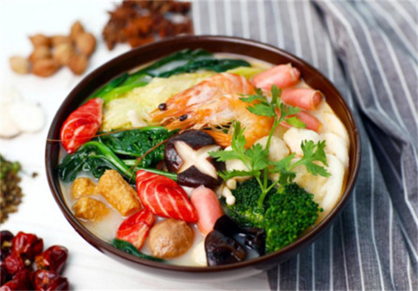 正宗骨汤麻辣烫加盟