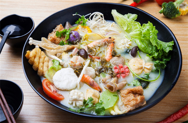 正宗骨汤麻辣烫加盟