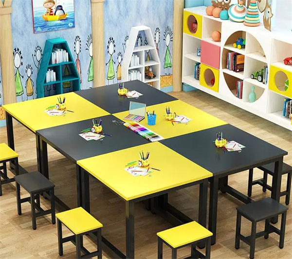 儿童美术班培训加盟