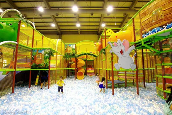 室内亲子游乐园加盟