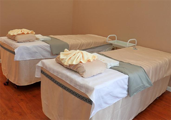 女性美容院加盟