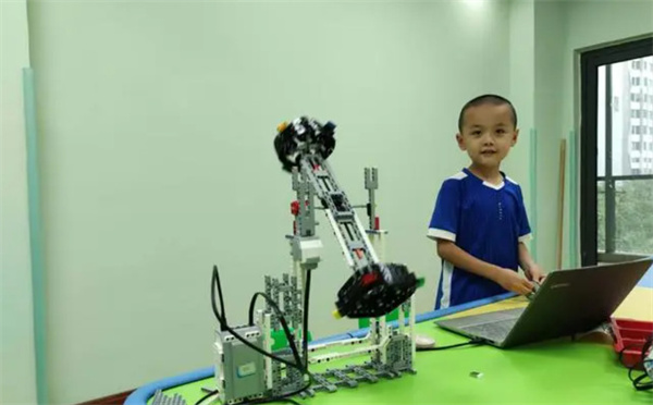 幼儿编程教育加盟