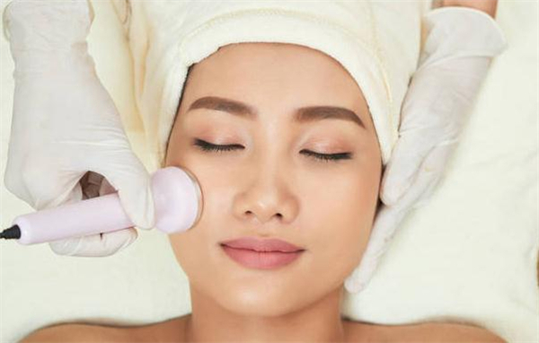 女性美容院加盟